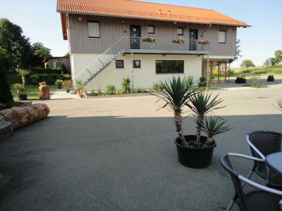 Gasthof Reiterstuben Hoßkirch Exteriör bild