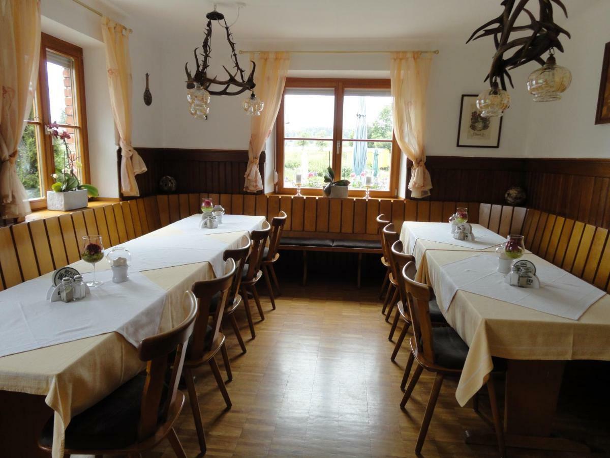 Gasthof Reiterstuben Hoßkirch Exteriör bild